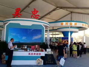 今天,文化創(chuàng)意產(chǎn)品亮相第28屆中國(guó)西部商品交易會(huì)